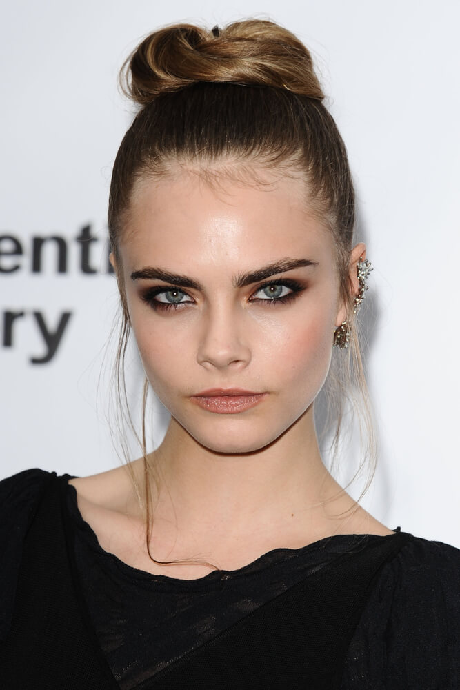 Want Perfect Black Eyebrows Here Are