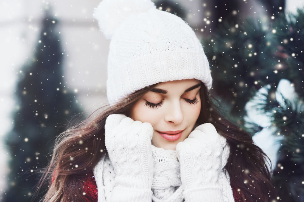 Woman wearing hat in winter