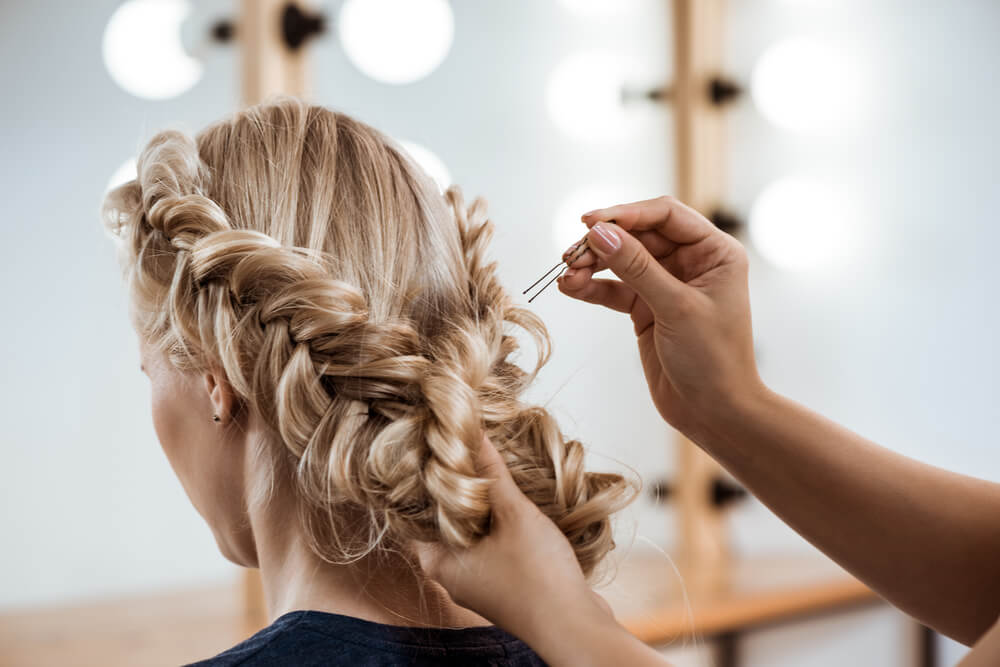 Chignon as one of the biggest new year hair trends