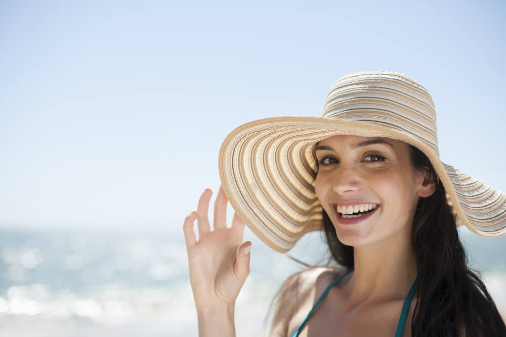 woman sunhat